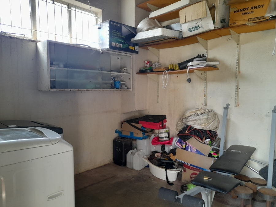 3 Bedroom Property for Sale in Robertsham Gauteng