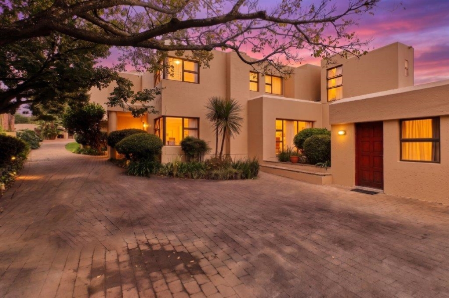 13 Bedroom Property for Sale in Bryanston Gauteng