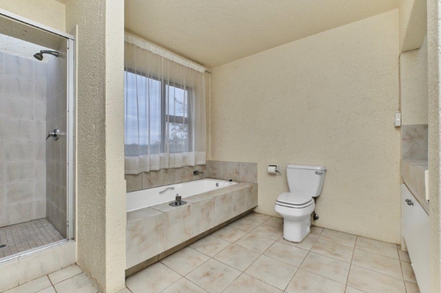 13 Bedroom Property for Sale in Bryanston Gauteng