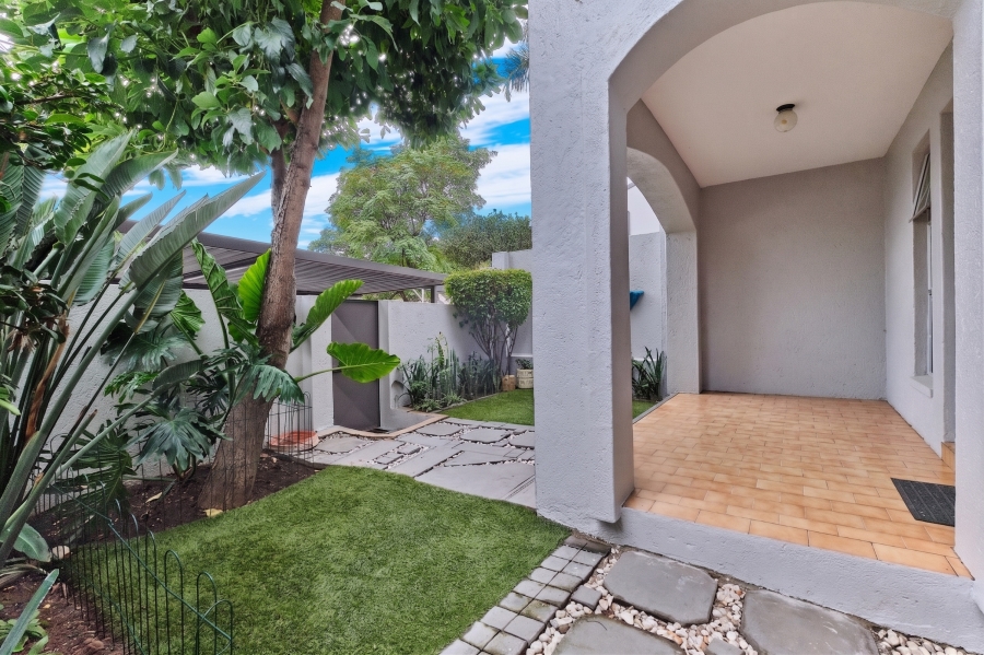 2 Bedroom Property for Sale in Douglasdale Gauteng