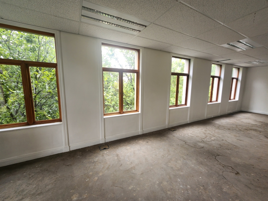To Let Commercial Property for Rent in Strathavon Gauteng