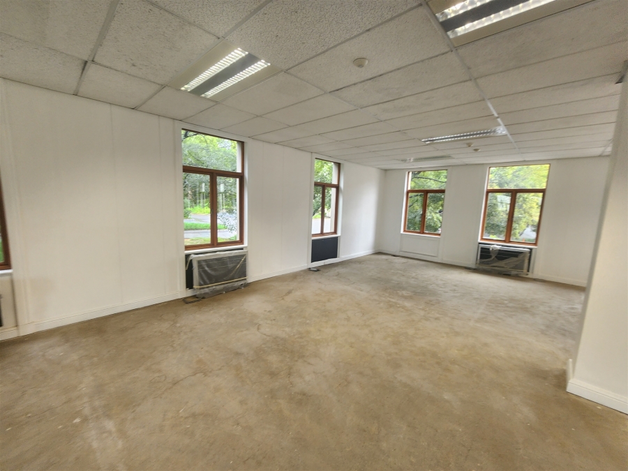 To Let Commercial Property for Rent in Strathavon Gauteng