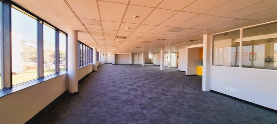 To Let Commercial Property for Rent in Woodmead Gauteng