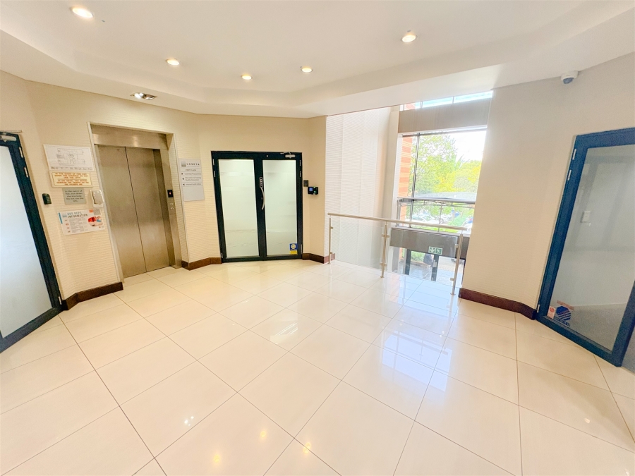 To Let Commercial Property for Rent in Bedfordview Gauteng