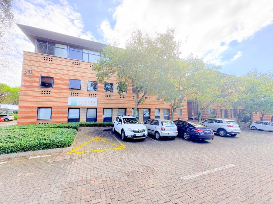 To Let Commercial Property for Rent in Bedfordview Gauteng