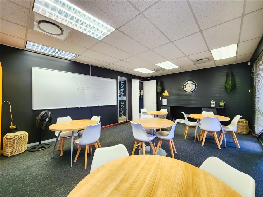 To Let Commercial Property for Rent in Allens Nek Gauteng