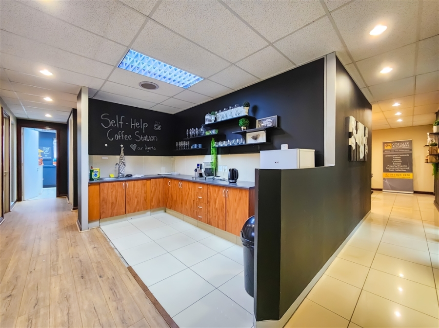 To Let Commercial Property for Rent in Allens Nek Gauteng