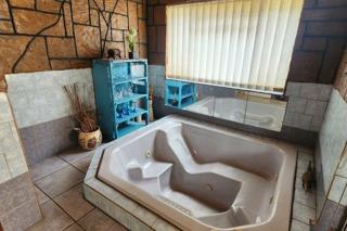 4 Bedroom Property for Sale in Verwoerdpark Gauteng