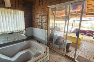 4 Bedroom Property for Sale in Verwoerdpark Gauteng