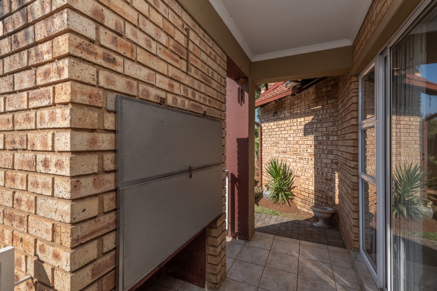 2 Bedroom Property for Sale in Union Gauteng