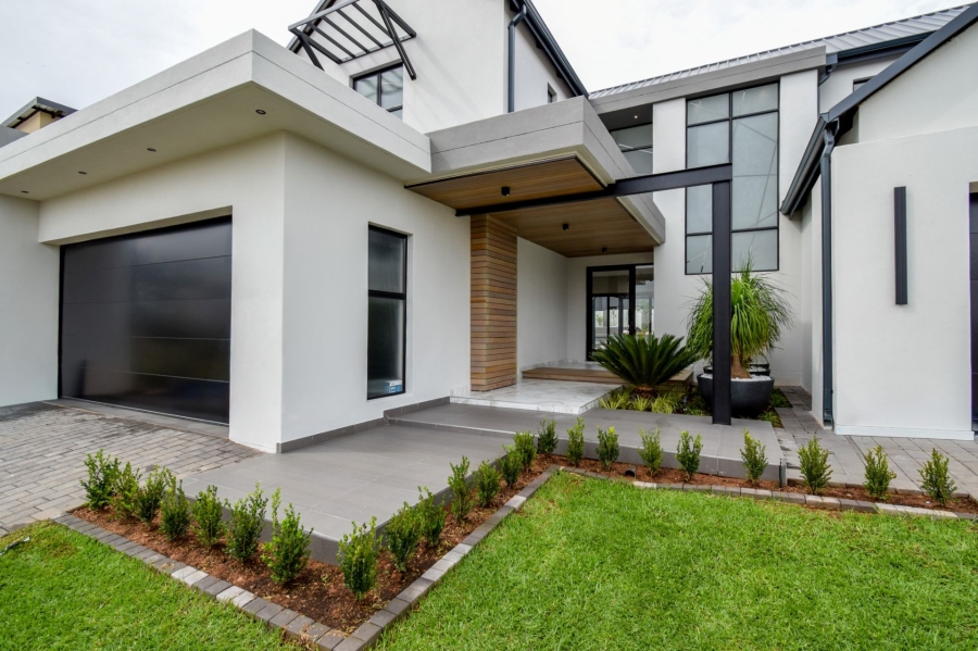 6 Bedroom Property for Sale in Midstream Heights Gauteng