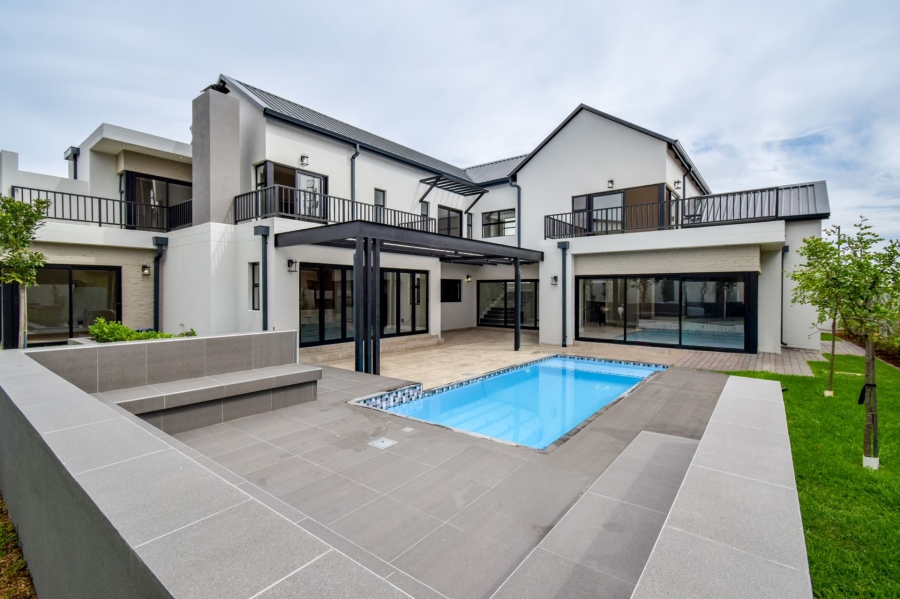 6 Bedroom Property for Sale in Midstream Heights Gauteng