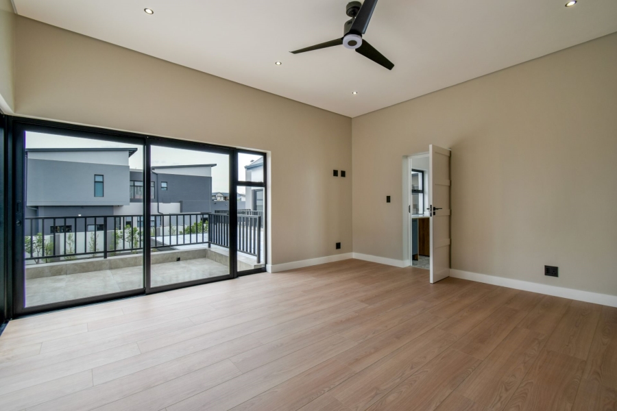 6 Bedroom Property for Sale in Midstream Heights Gauteng