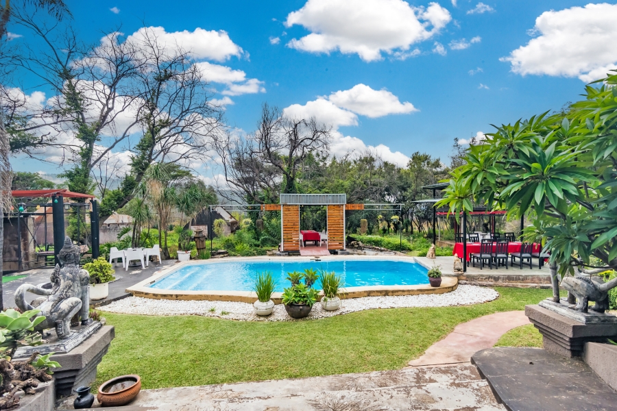 8 Bedroom Property for Sale in Lanseria Gauteng