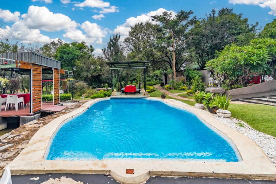8 Bedroom Property for Sale in Lanseria Gauteng