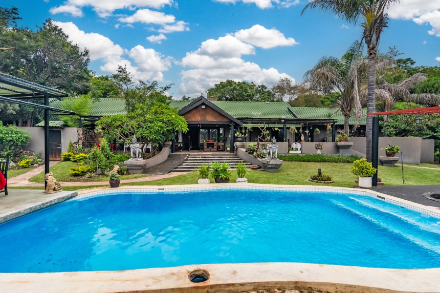 8 Bedroom Property for Sale in Lanseria Gauteng