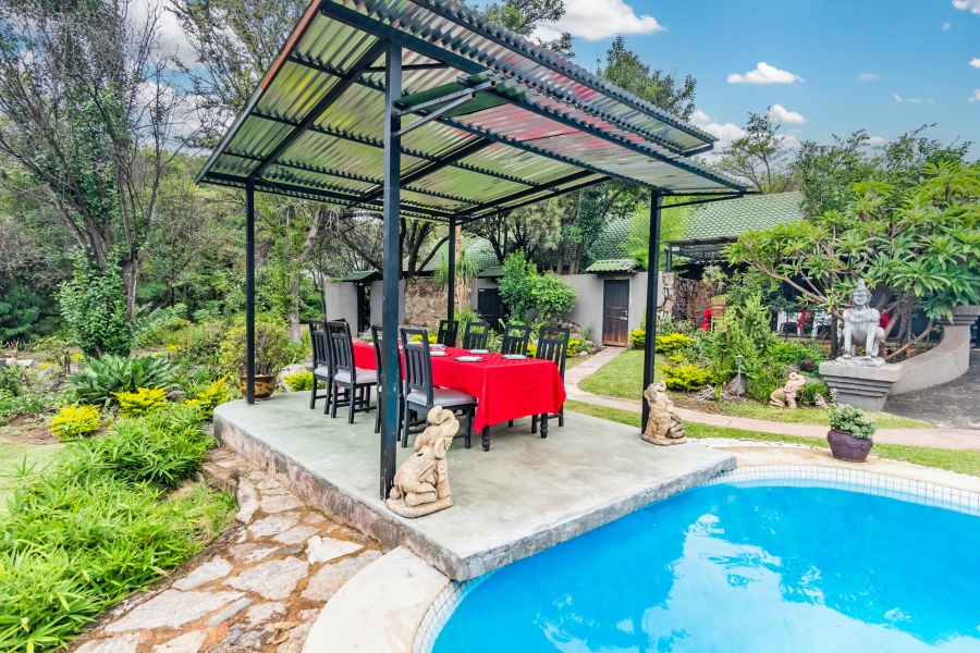 8 Bedroom Property for Sale in Lanseria Gauteng