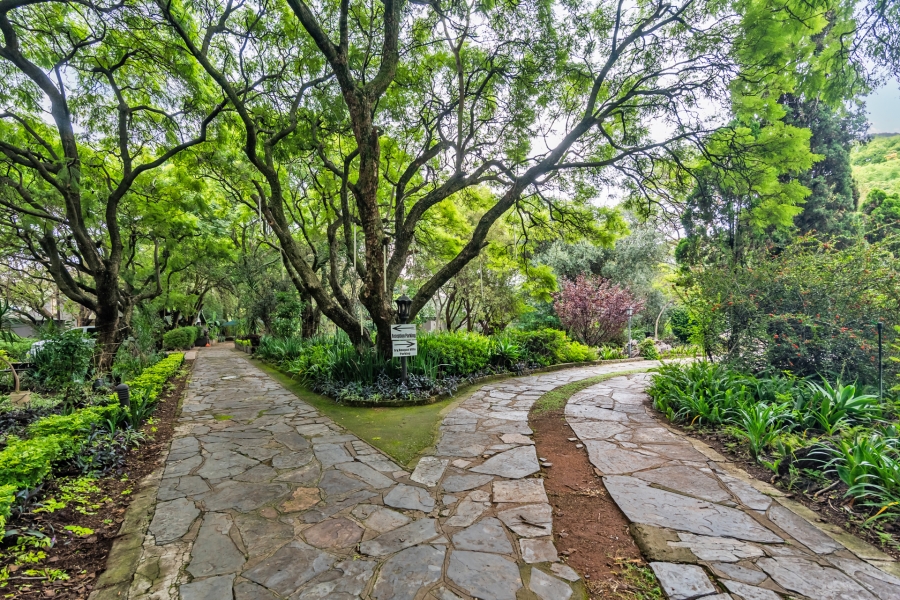8 Bedroom Property for Sale in Lanseria Gauteng