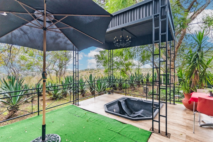 8 Bedroom Property for Sale in Lanseria Gauteng