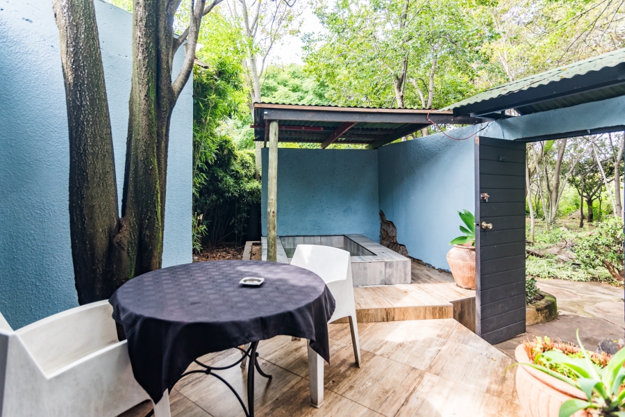 8 Bedroom Property for Sale in Lanseria Gauteng