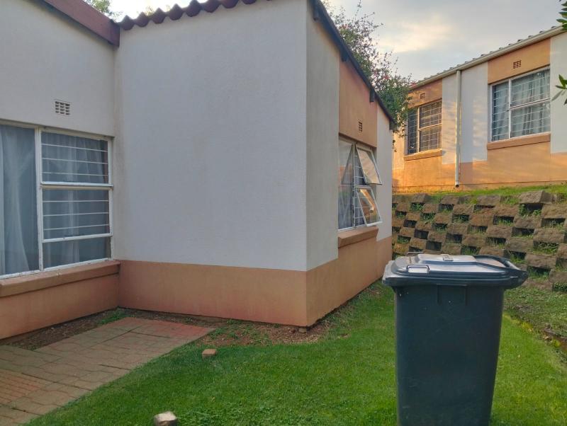 3 Bedroom Property for Sale in Ridgeway Gauteng