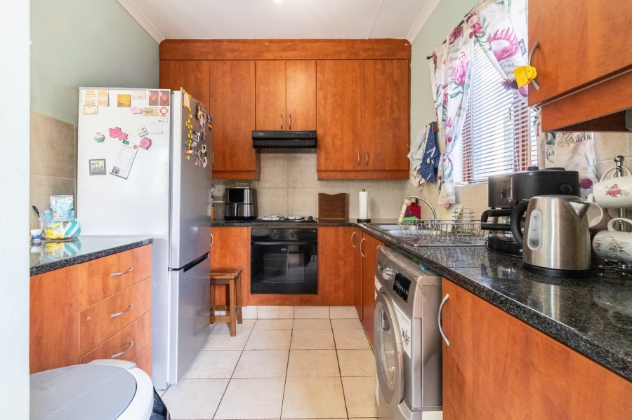 2 Bedroom Property for Sale in Paulshof Gauteng
