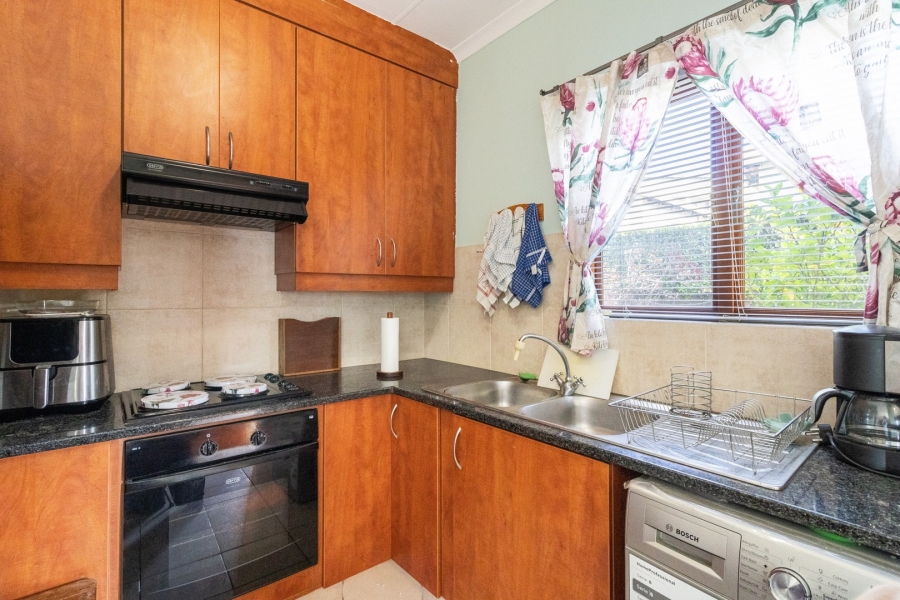 2 Bedroom Property for Sale in Paulshof Gauteng