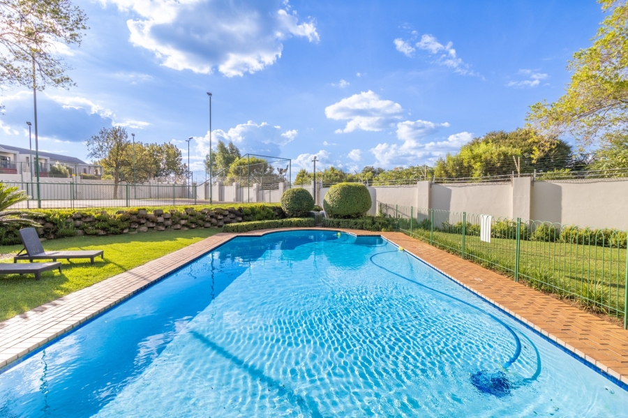 2 Bedroom Property for Sale in Paulshof Gauteng