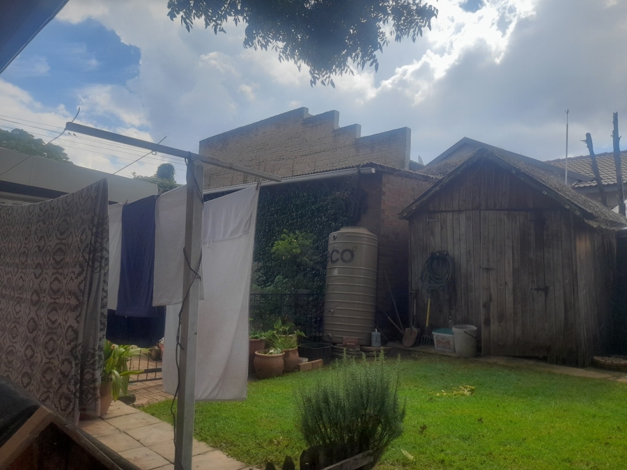 3 Bedroom Property for Sale in Linmeyer Gauteng