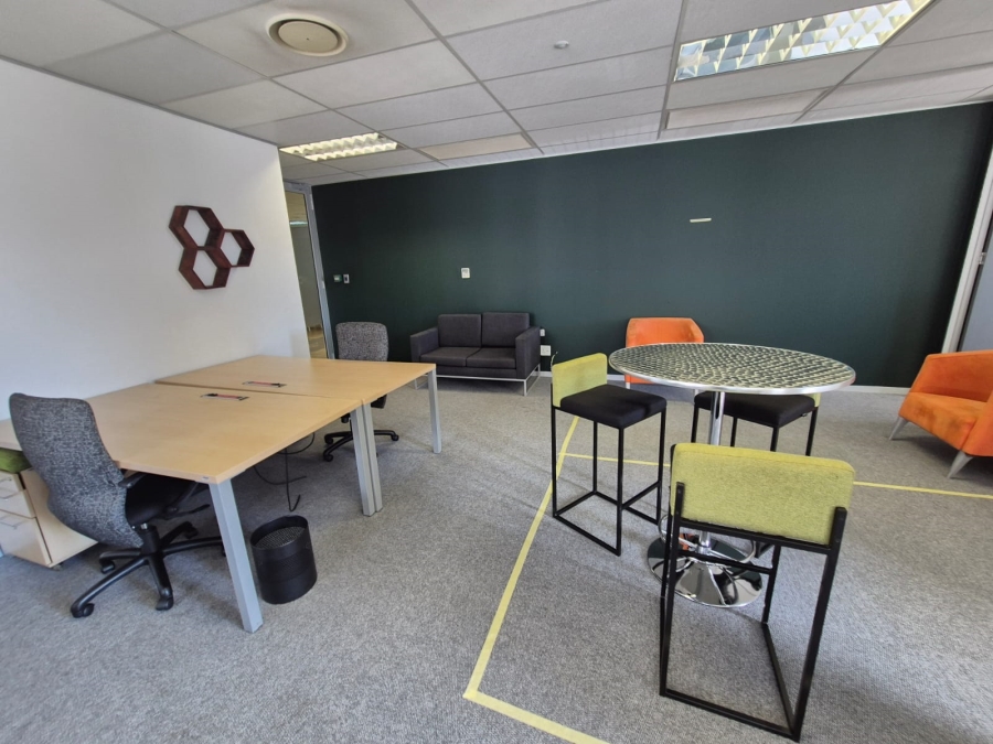 To Let Commercial Property for Rent in Die Hoewes Gauteng