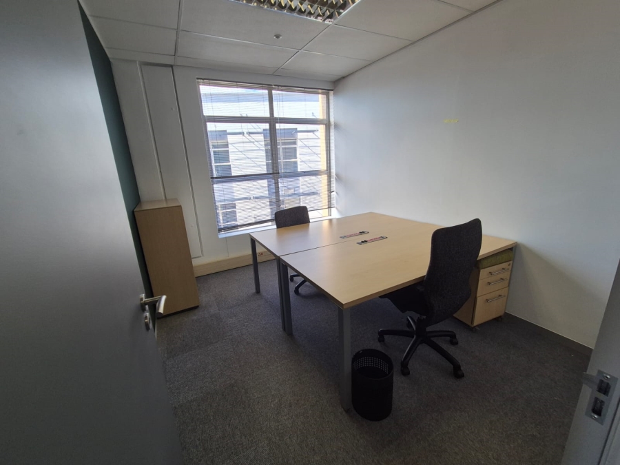 To Let Commercial Property for Rent in Die Hoewes Gauteng