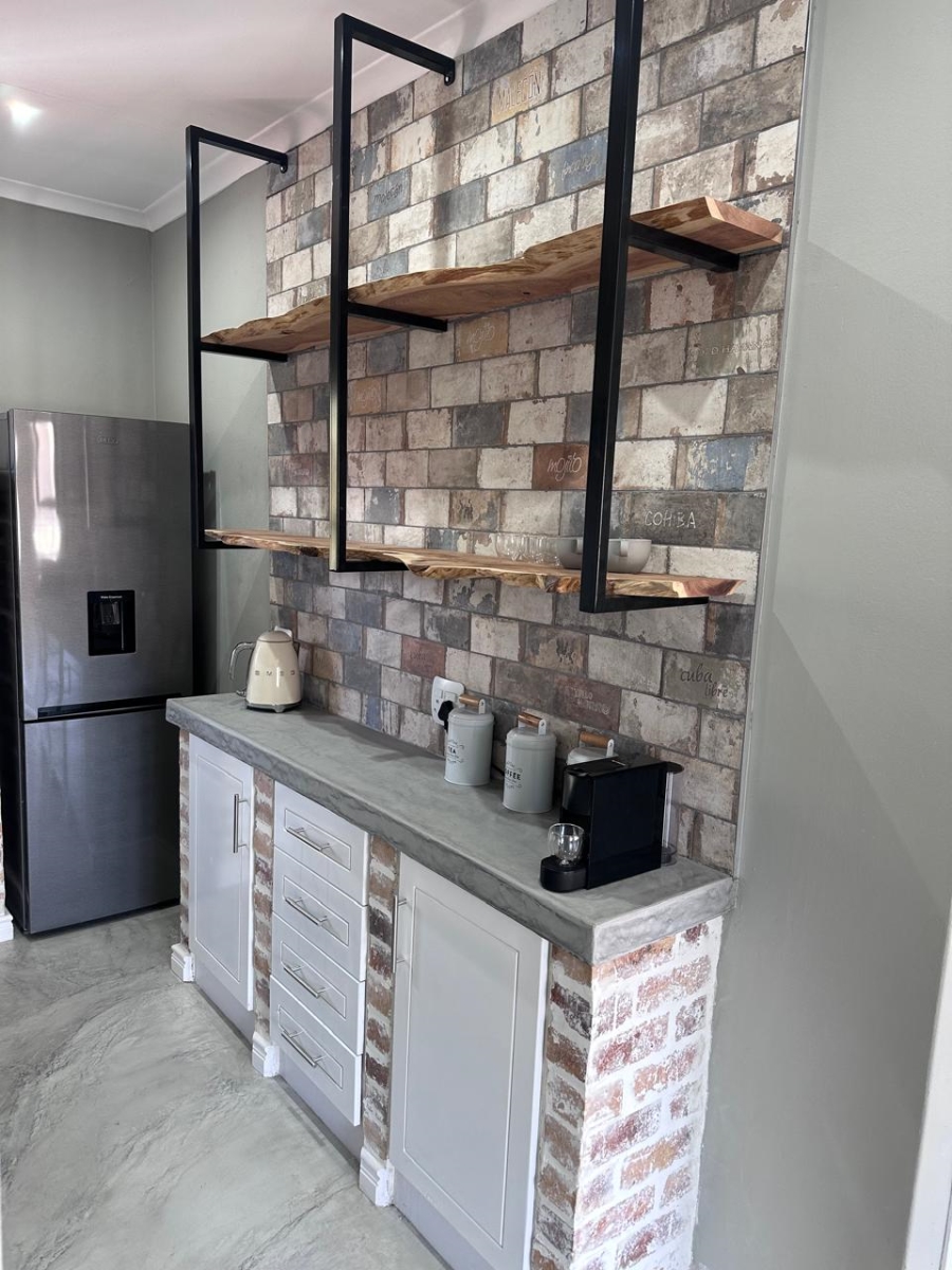 2 Bedroom Property for Sale in Pierre Van Ryneveld Gauteng