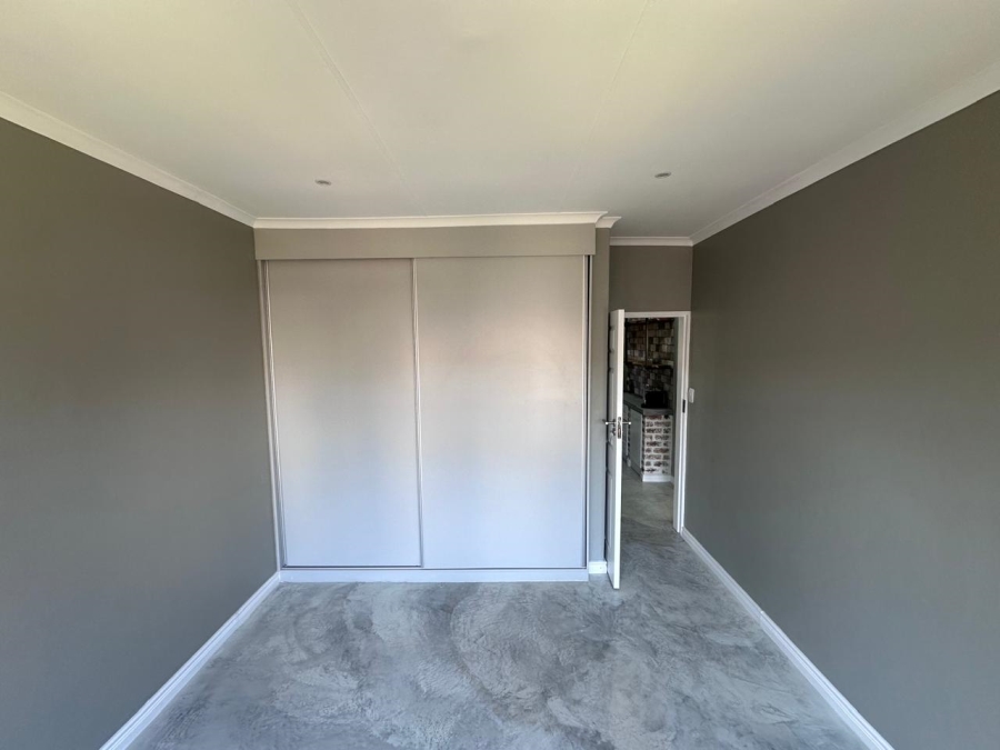 2 Bedroom Property for Sale in Pierre Van Ryneveld Gauteng