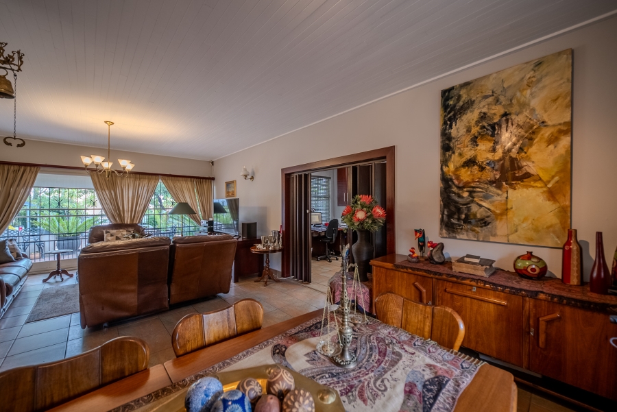 3 Bedroom Property for Sale in Garsfontein Gauteng
