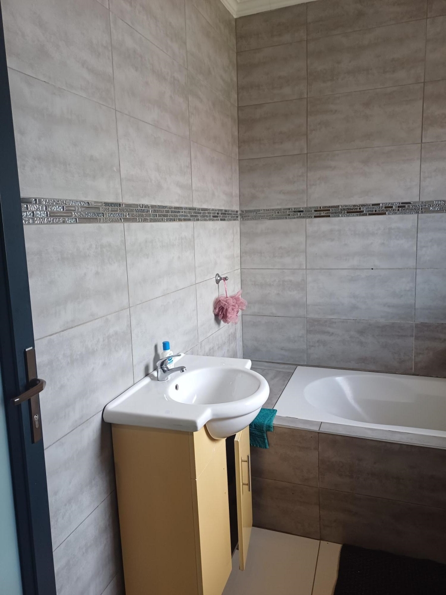 3 Bedroom Property for Sale in Vosloorus Ext 7 Gauteng