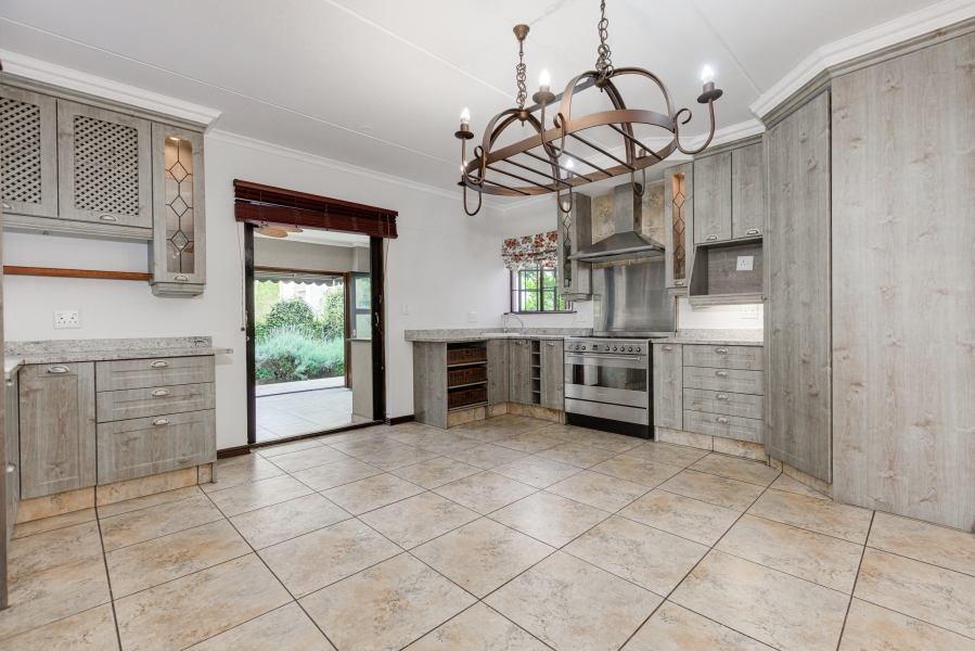 3 Bedroom Property for Sale in Broadacres Gauteng