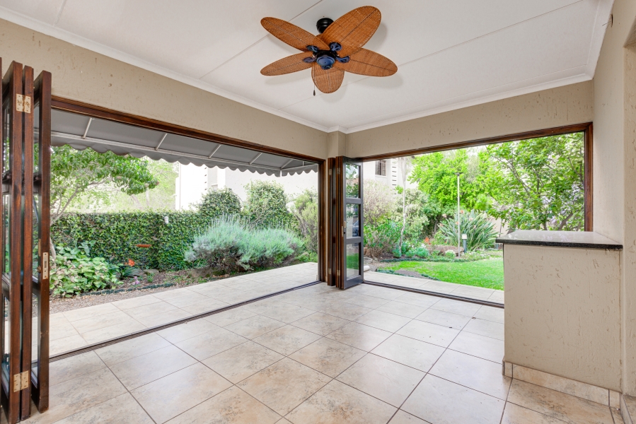 3 Bedroom Property for Sale in Broadacres Gauteng