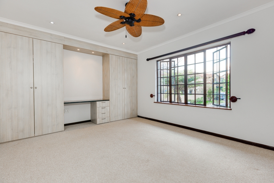 3 Bedroom Property for Sale in Broadacres Gauteng