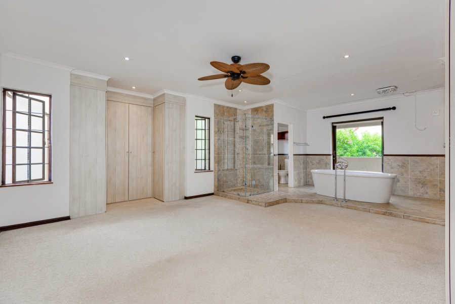 3 Bedroom Property for Sale in Broadacres Gauteng