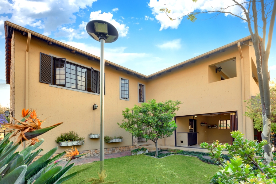 3 Bedroom Property for Sale in Broadacres Gauteng