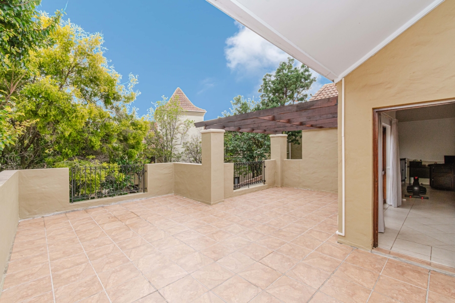 To Let 3 Bedroom Property for Rent in Lonehill Gauteng