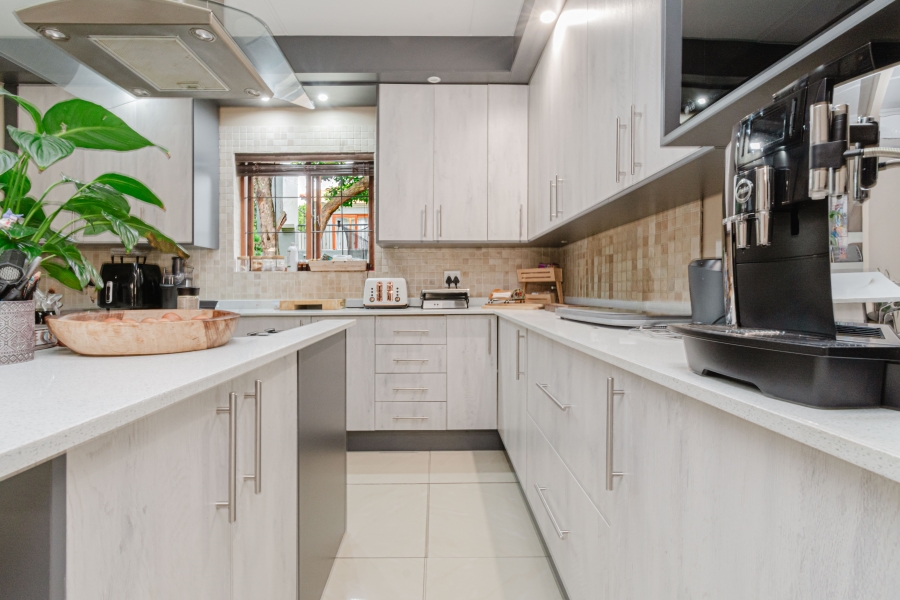 4 Bedroom Property for Sale in Craigavon Gauteng