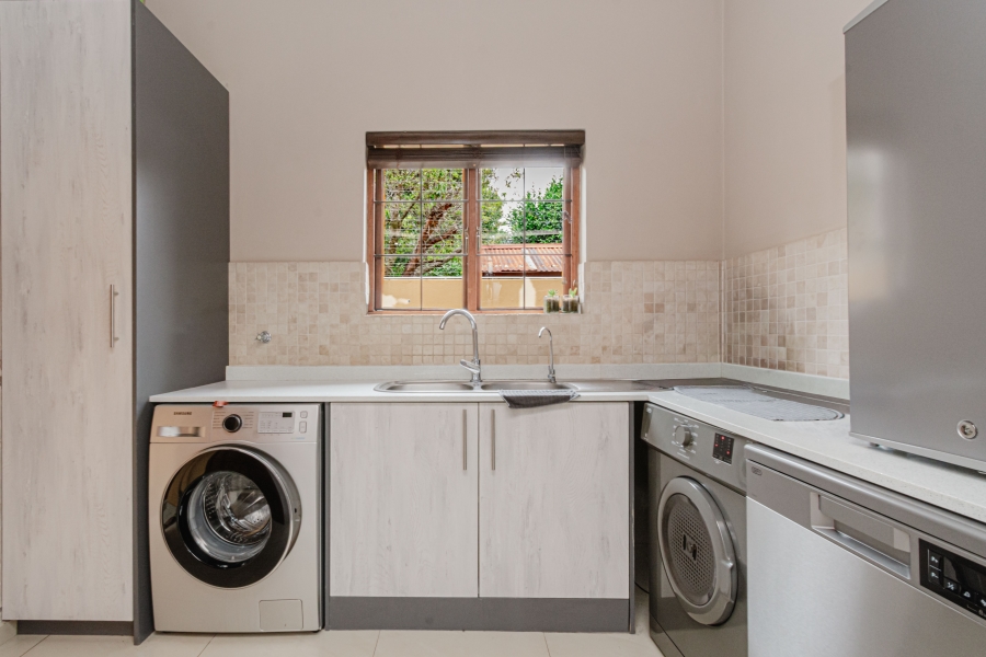 4 Bedroom Property for Sale in Craigavon Gauteng