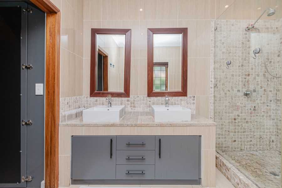 4 Bedroom Property for Sale in Craigavon Gauteng