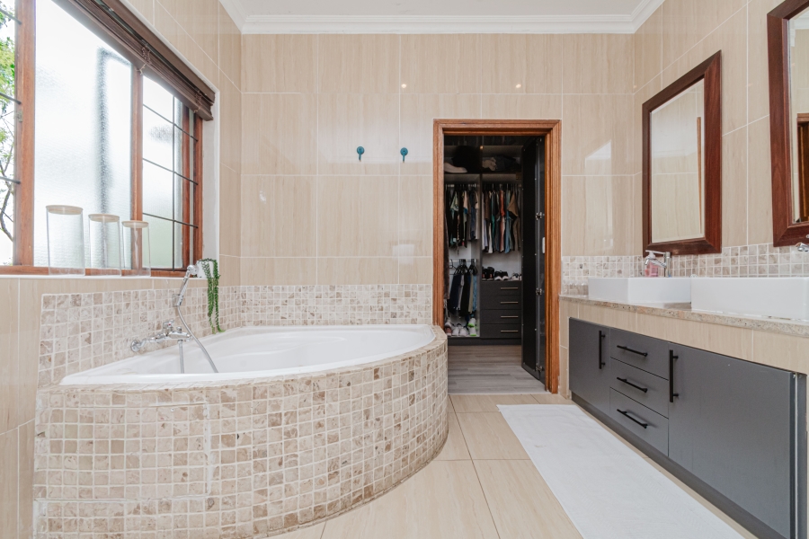 4 Bedroom Property for Sale in Craigavon Gauteng