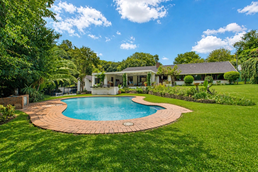 5 Bedroom Property for Sale in Bryanston Gauteng