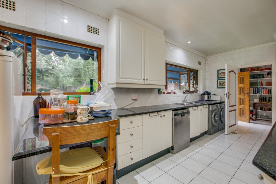 5 Bedroom Property for Sale in Bryanston Gauteng