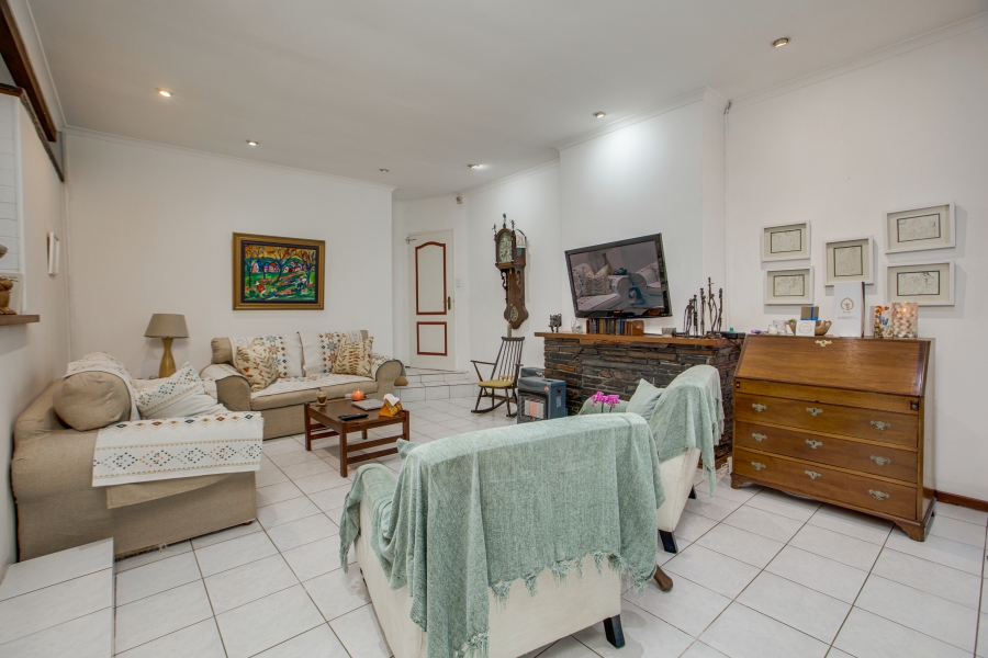 5 Bedroom Property for Sale in Bryanston Gauteng