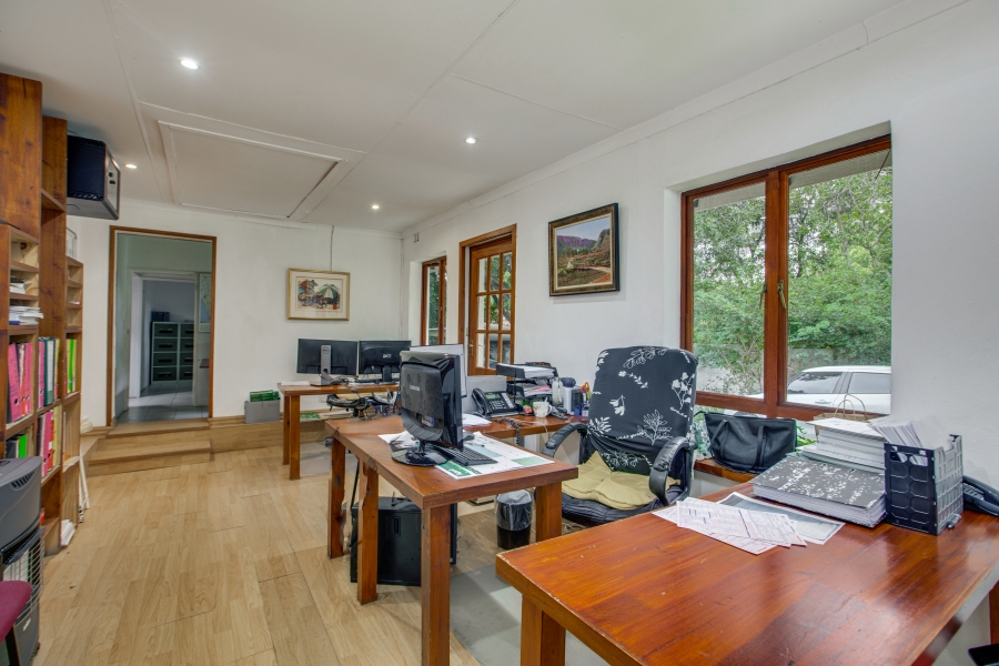 5 Bedroom Property for Sale in Bryanston Gauteng