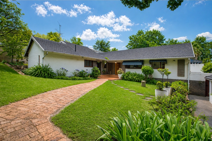 5 Bedroom Property for Sale in Bryanston Gauteng